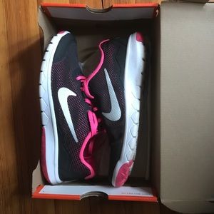 Nike sneakers (GS)